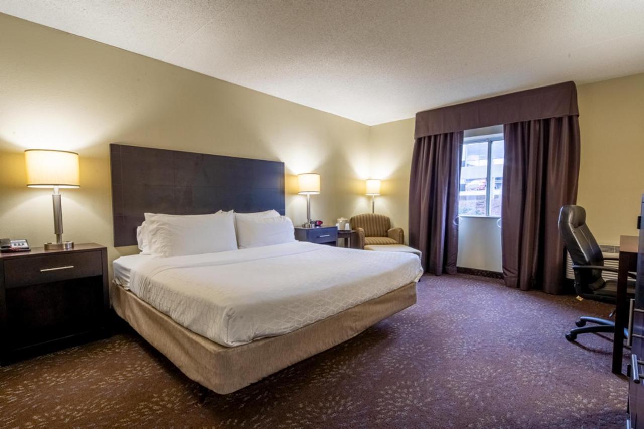 Holiday Inn Express Hotel & Suites Pittsburgh Airport By Ihg Robinson Township Dış mekan fotoğraf