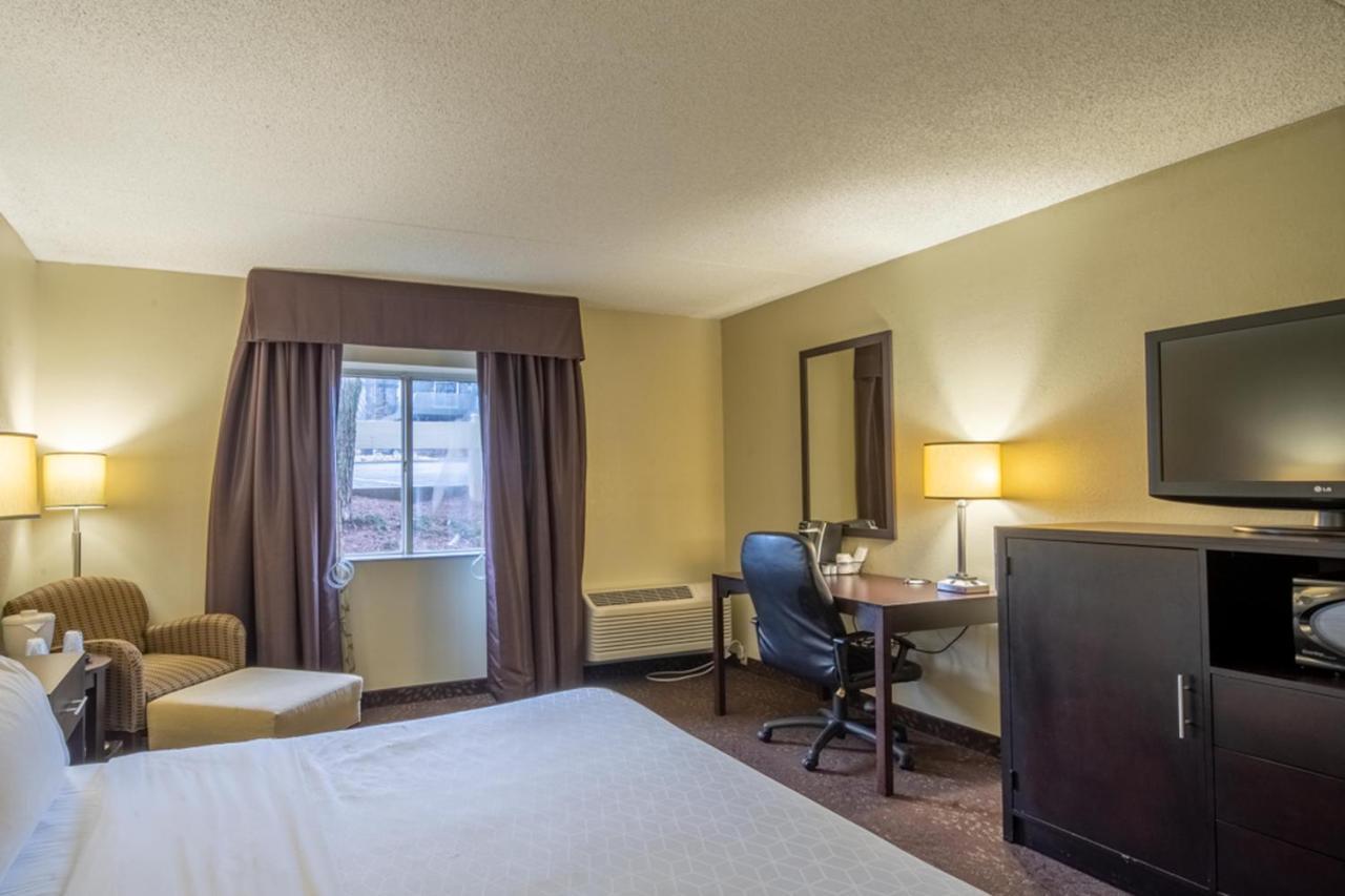 Holiday Inn Express Hotel & Suites Pittsburgh Airport By Ihg Robinson Township Dış mekan fotoğraf