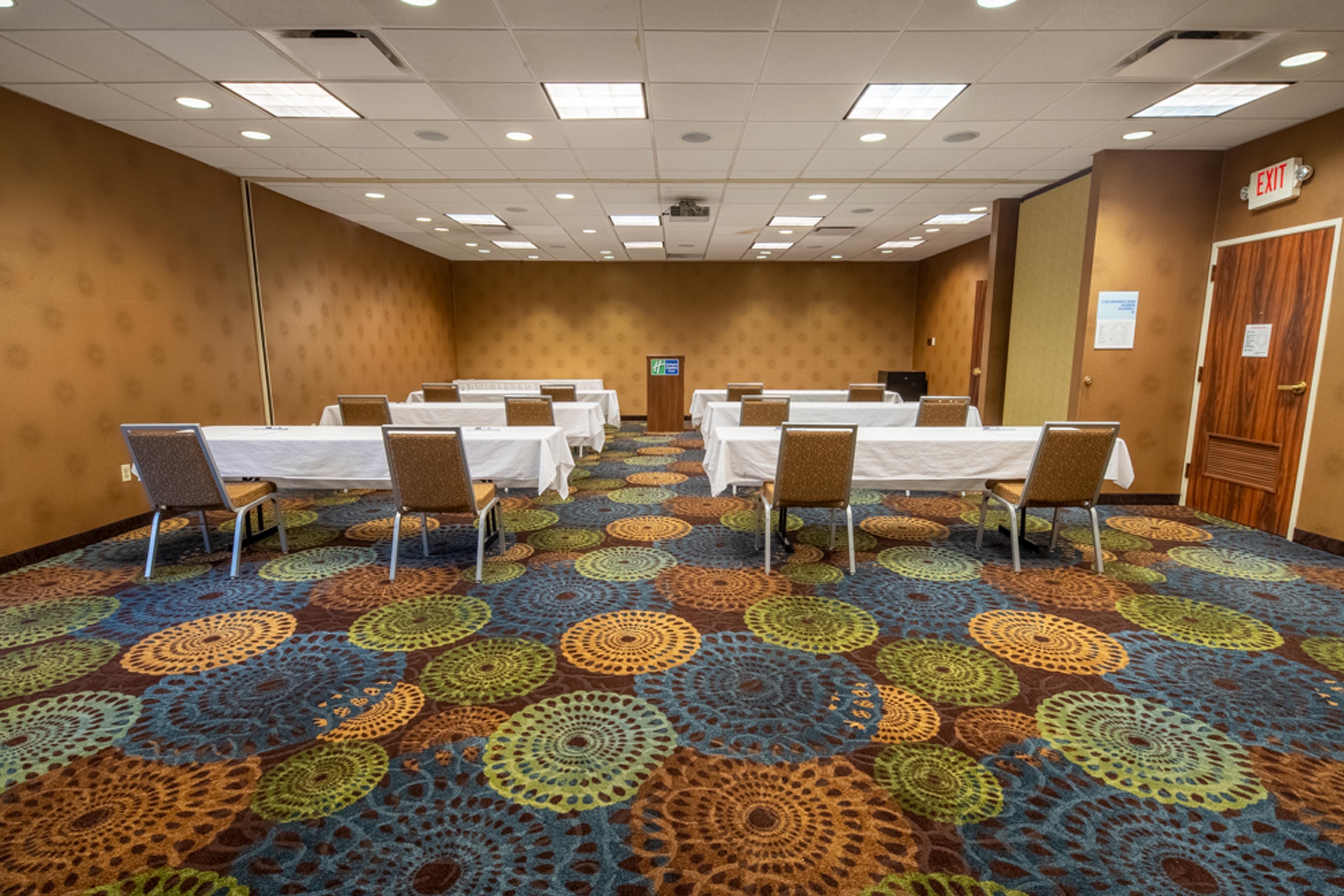 Holiday Inn Express Hotel & Suites Pittsburgh Airport By Ihg Robinson Township Dış mekan fotoğraf